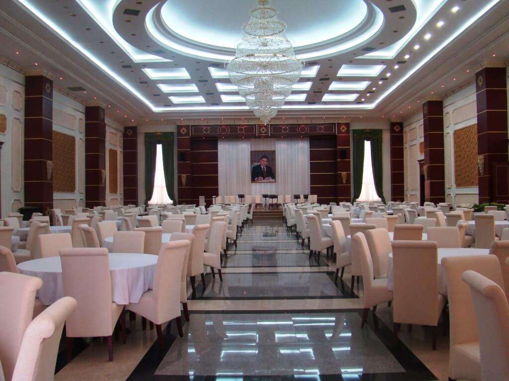 tables and chairs, hall furniture-stackable-banquet-chairs-for-hotels
